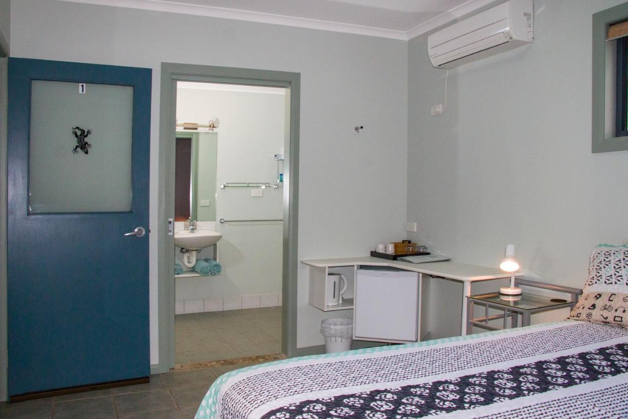 Gecko Guest House Cooktown Esterno foto