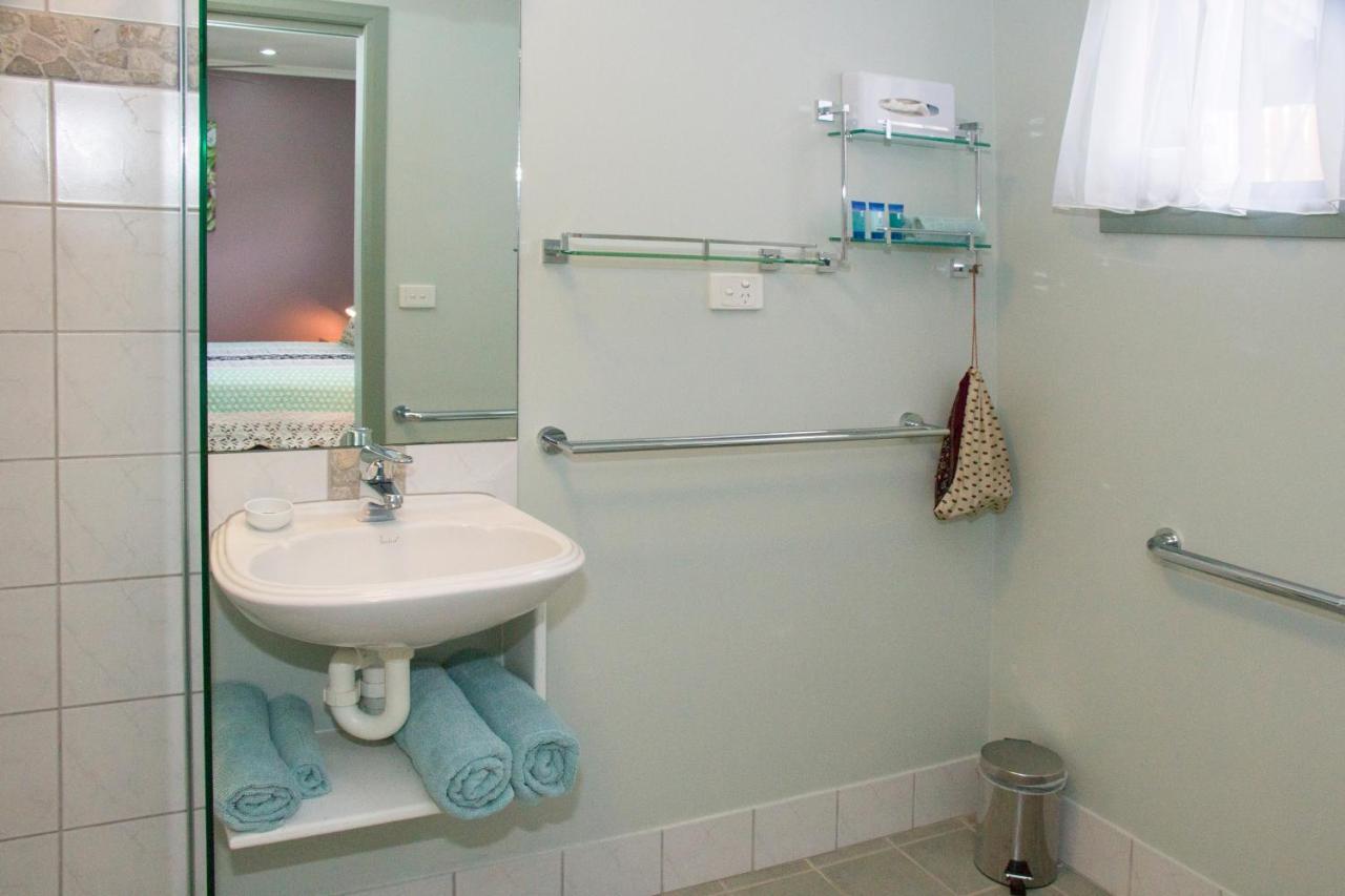 Gecko Guest House Cooktown Esterno foto